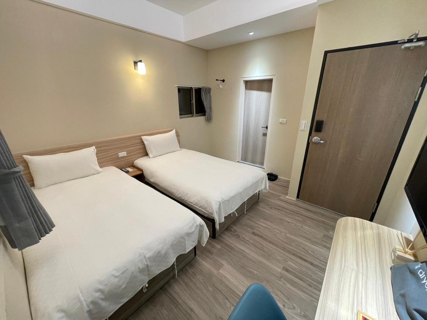 Shuntai Inn Fengshan  Exterior photo