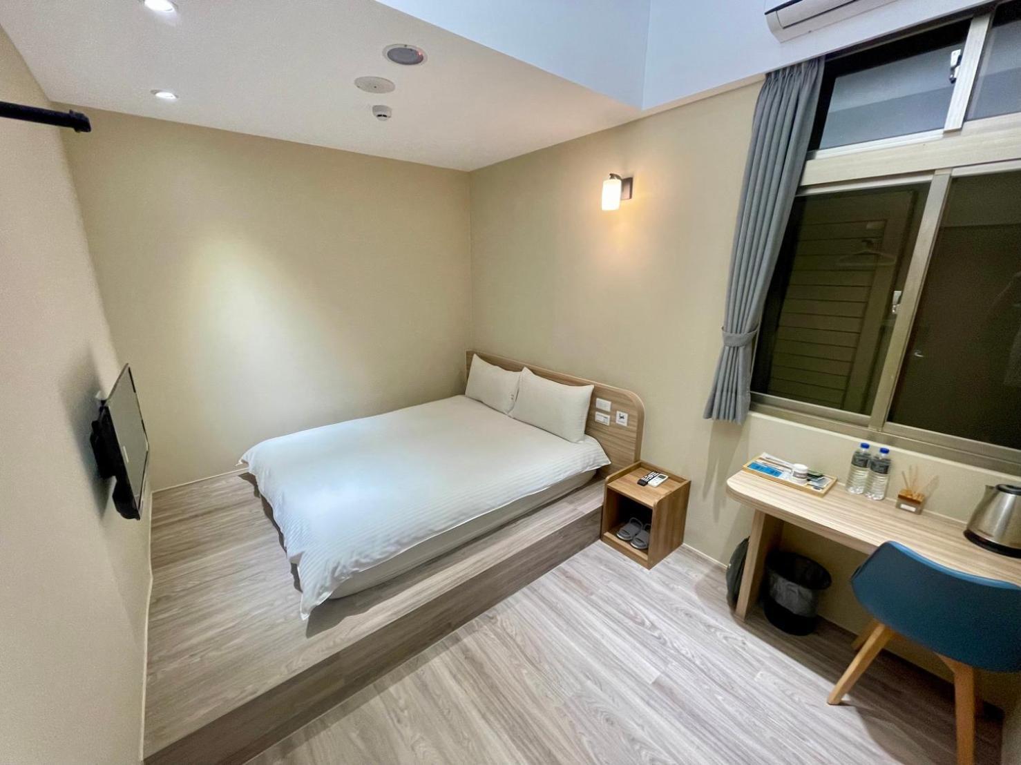 Shuntai Inn Fengshan  Exterior photo
